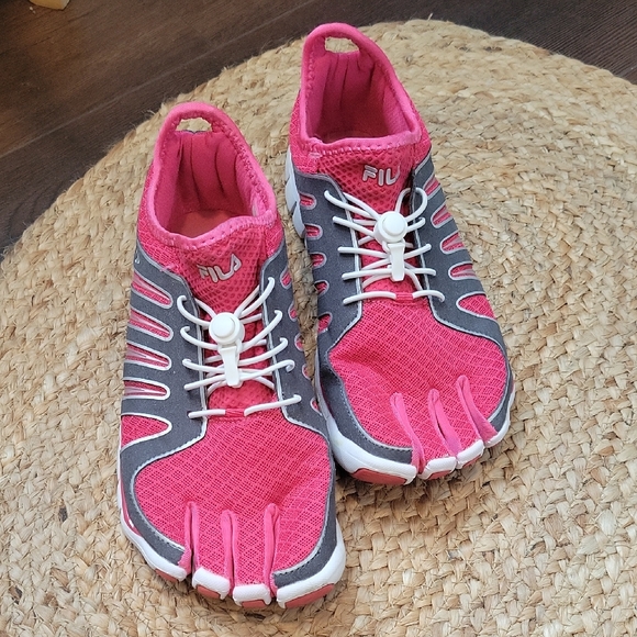 Fila Shoes - Fila Women's Vibrant Pink and Gray Toe Shoes
